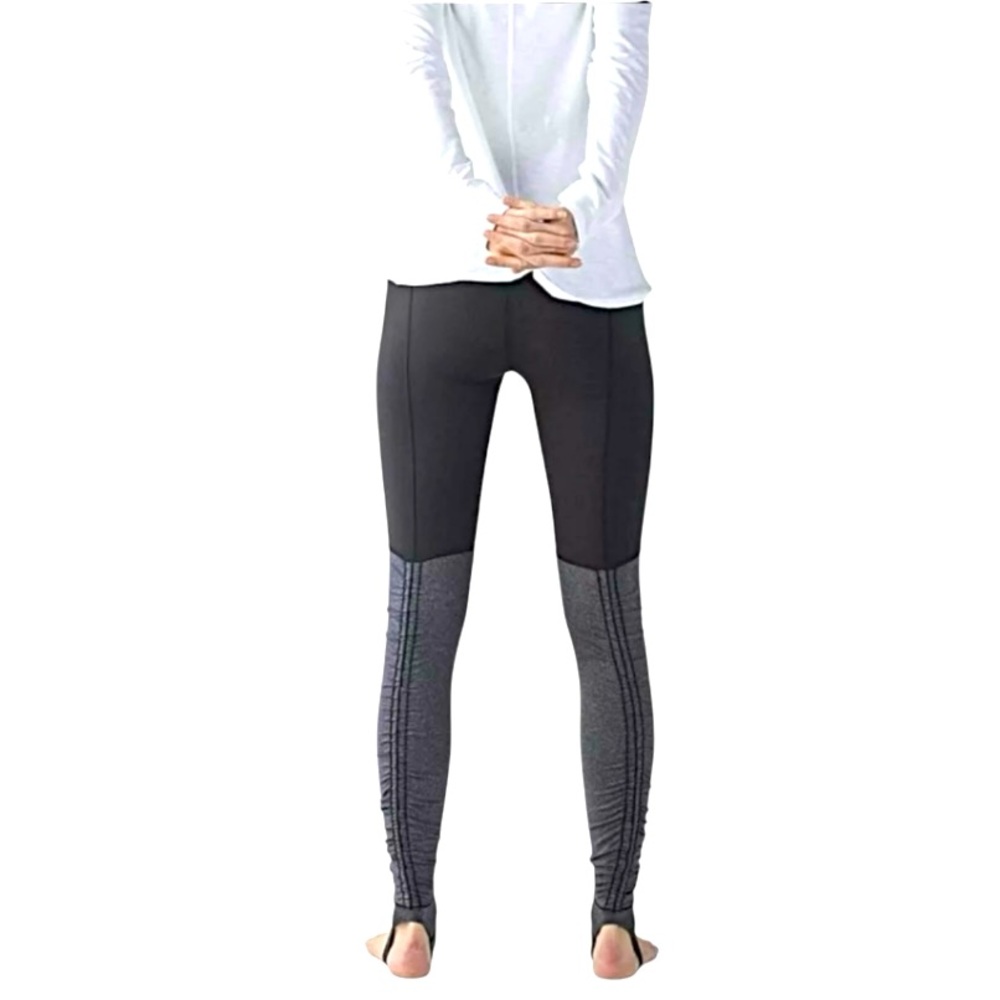 Lululemon Wunder Under Mid Rise Stirrup Pant Leggings Grey Ruched & Black SIZE 6